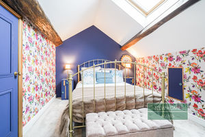 Photo 9- click for photo gallery